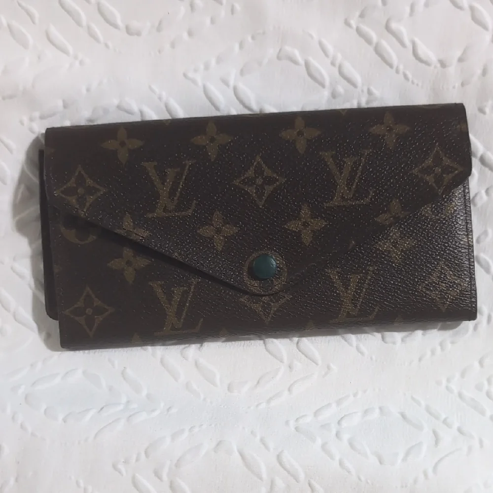 Louis Vuitton Brown Monogram Wallet - Picture 1 of 5